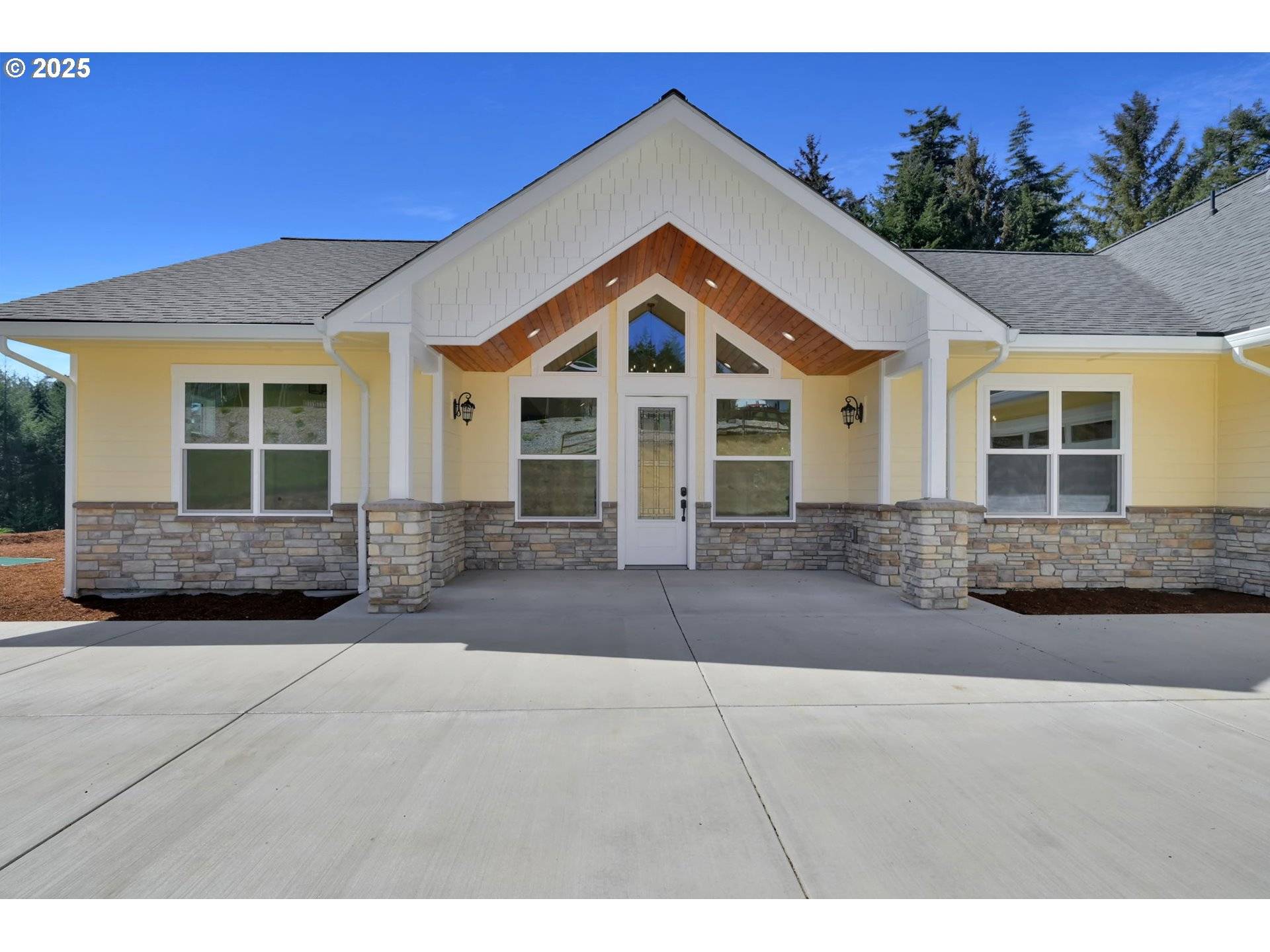 Florence, OR 97439,83594 SAUTER DR