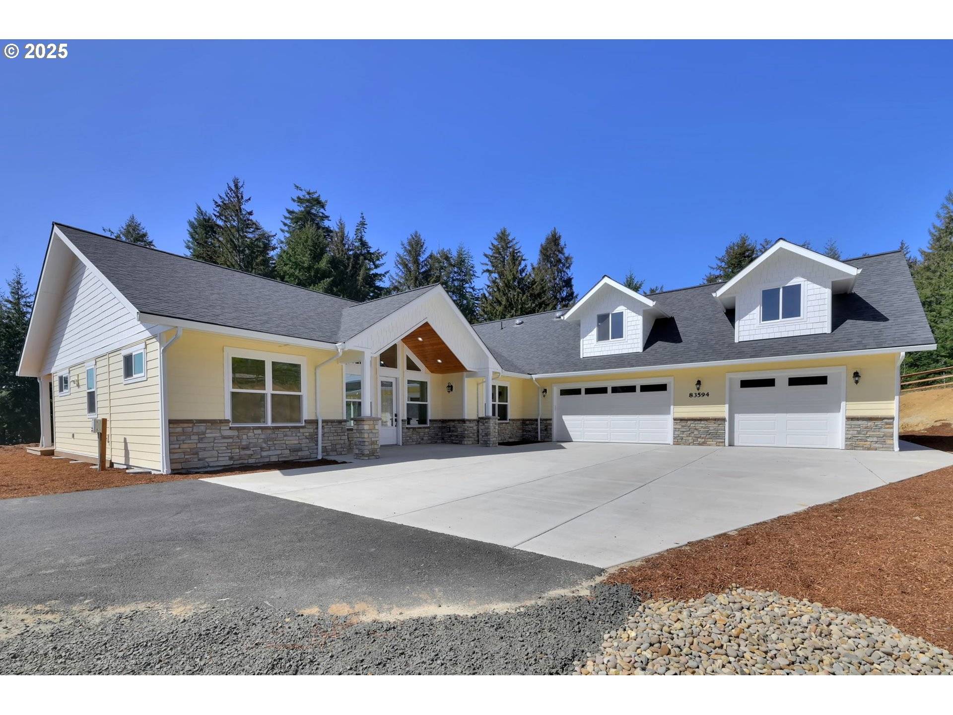 Florence, OR 97439,83594 SAUTER DR
