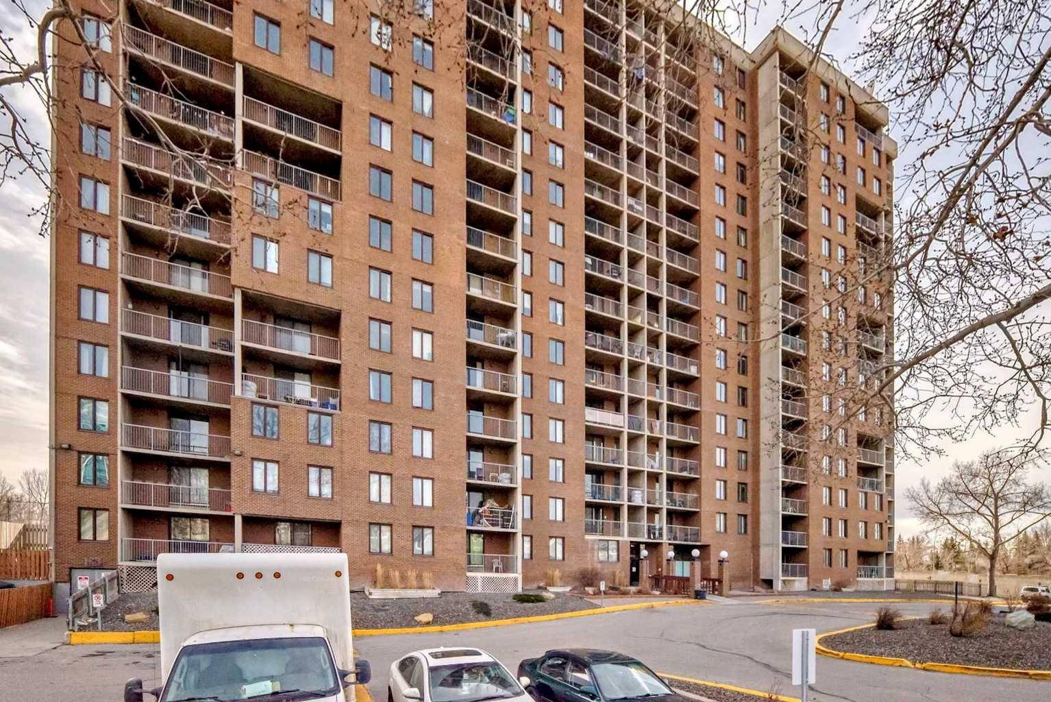 4944 Dalton DR Northwest #1012, Calgary, AB T3A 2E6