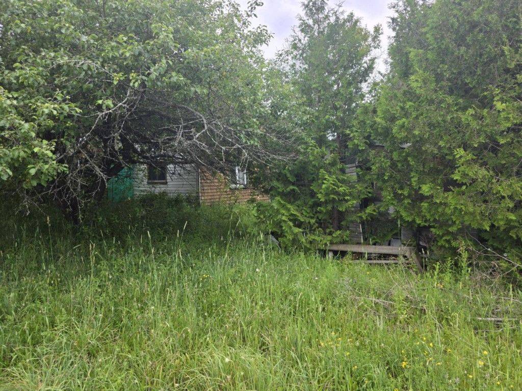 Central Manitoulin, ON P0P 1S0,1119 Blue RD