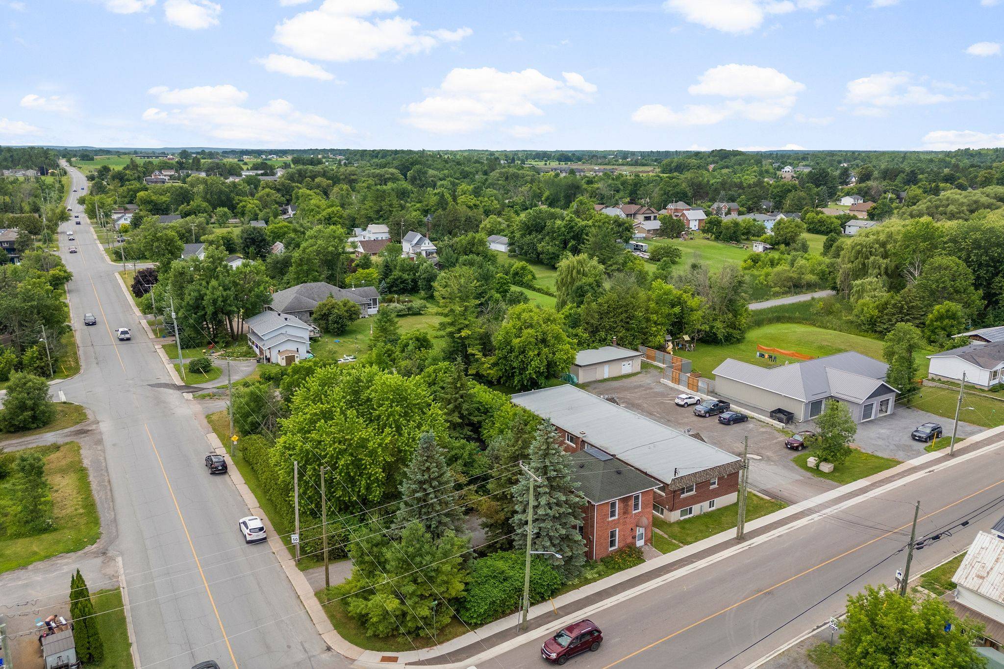 Mcnab/braeside, ON K7S 1R3,8 River RD
