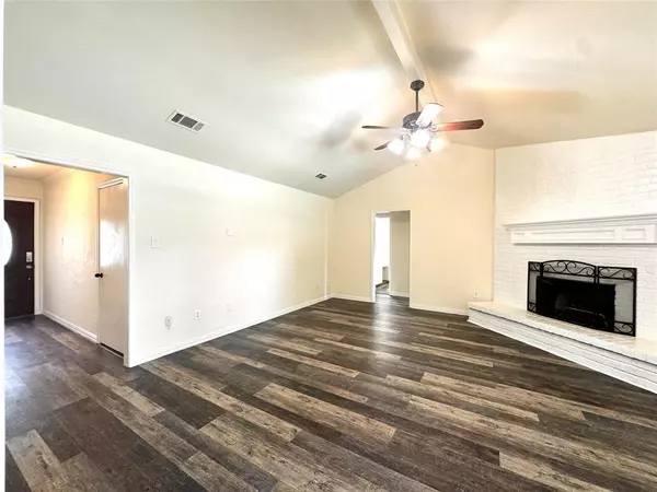 North Richland Hills, TX 76182,7804 DANIEL Drive