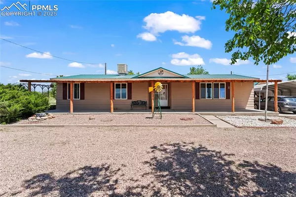 1367 18th ST, Penrose, CO 81240