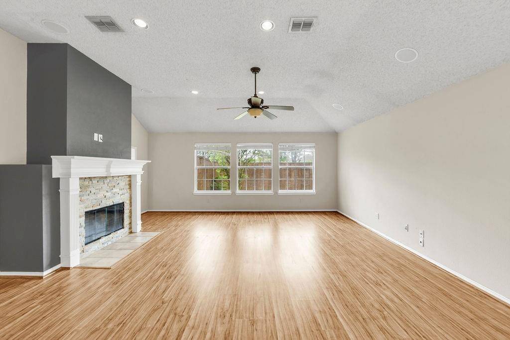 Frisco, TX 75035,9817 Belfort Drive