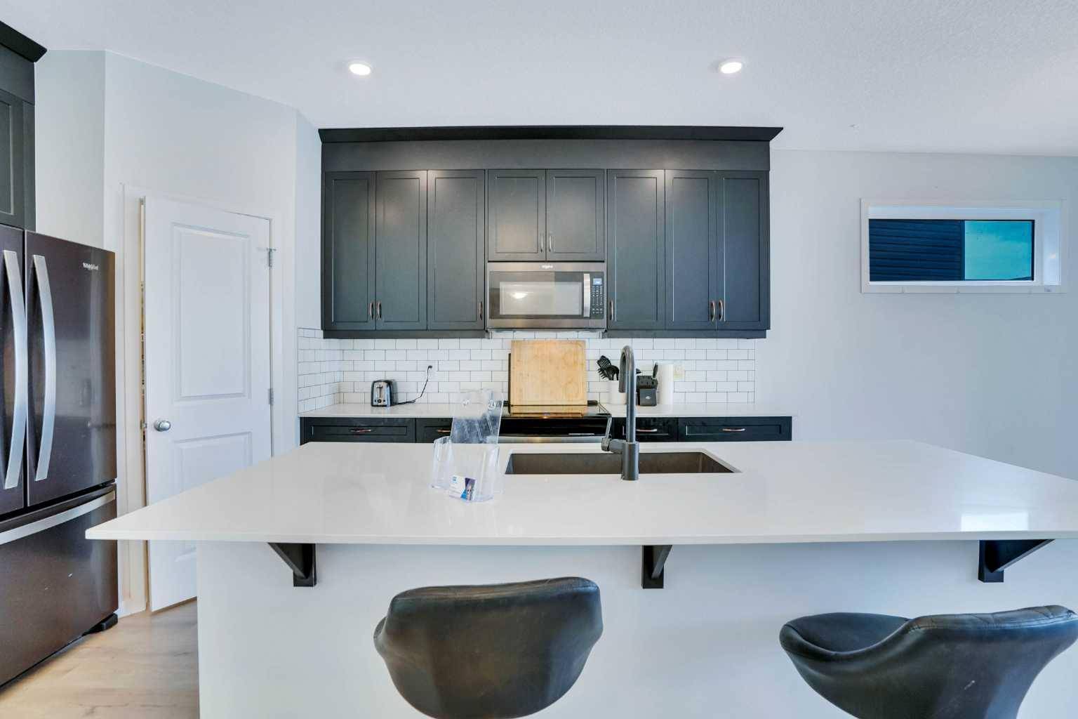 Calgary, AB T3M 3G2,95 Seton Heath Southeast