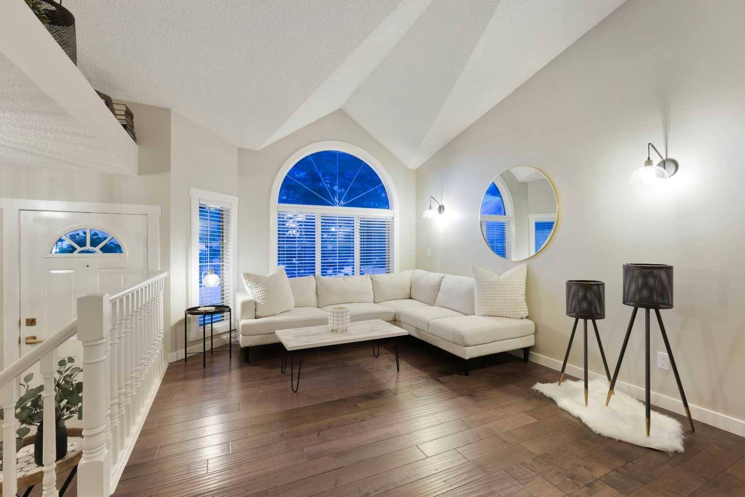 Calgary, AB T2Y 3B3,115 Shawbrooke CRES SW