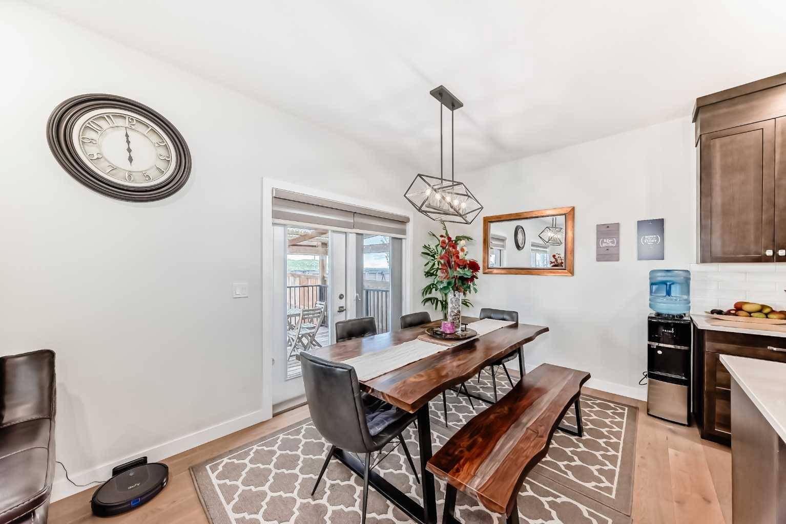 Calgary, AB T3J 0X4,128 Savanna LN NE