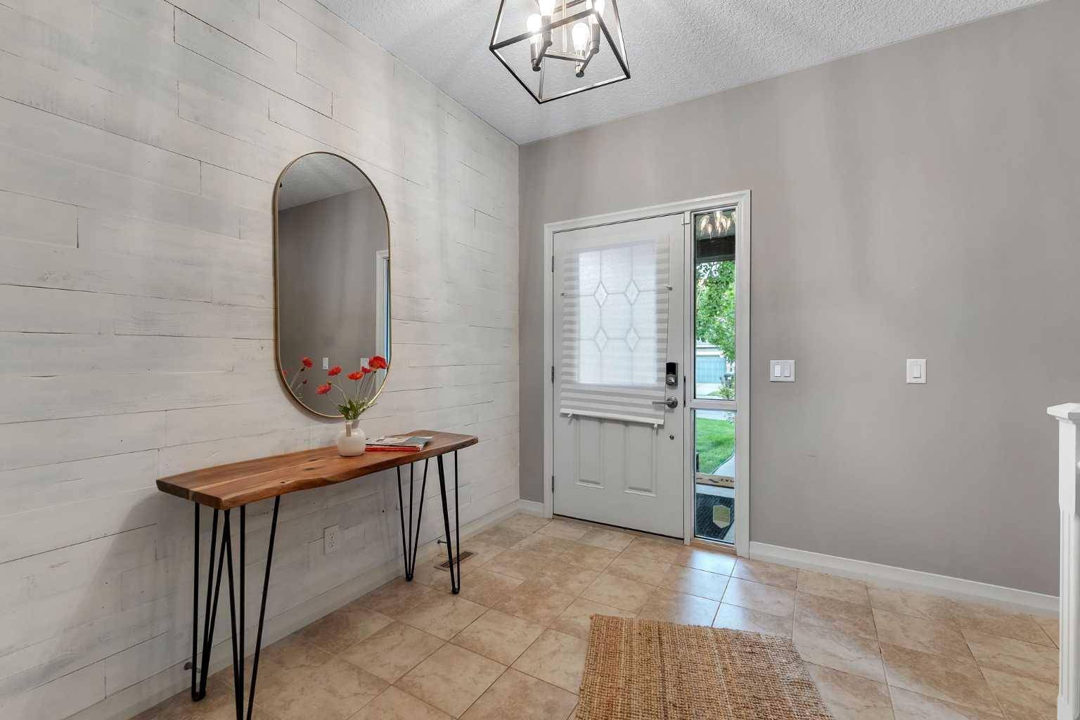 Calgary, AB T3M 1Y3,35 Auburn Springs Close Southeast