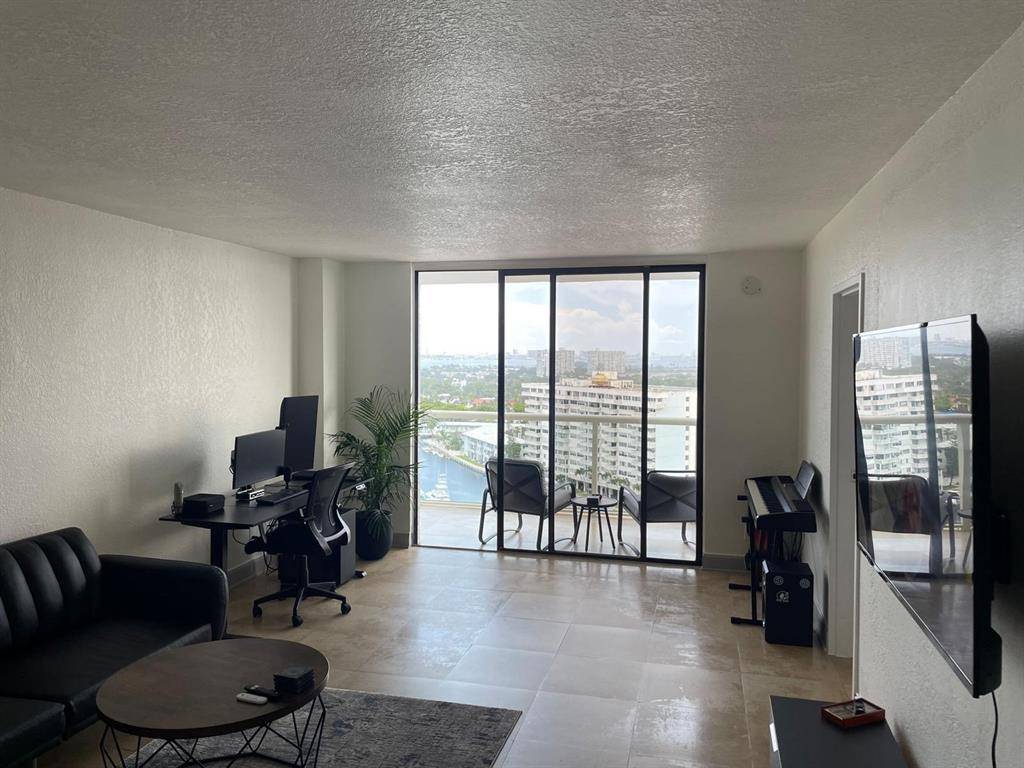 13499 Biscayne Blvd #1502, North Miami, FL 33181