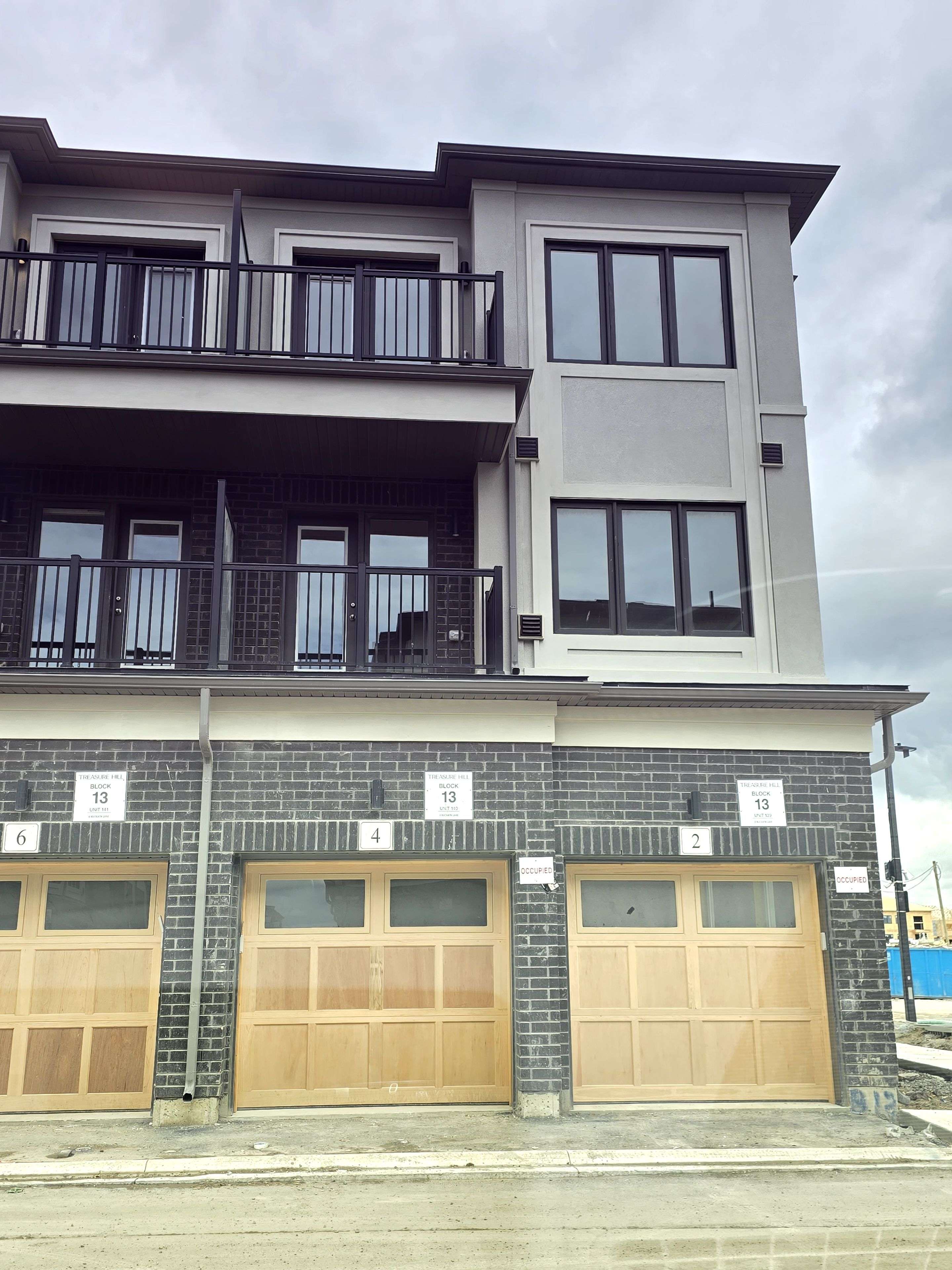 Richmond Hill, ON L4B 0H7,4 Matawin LN