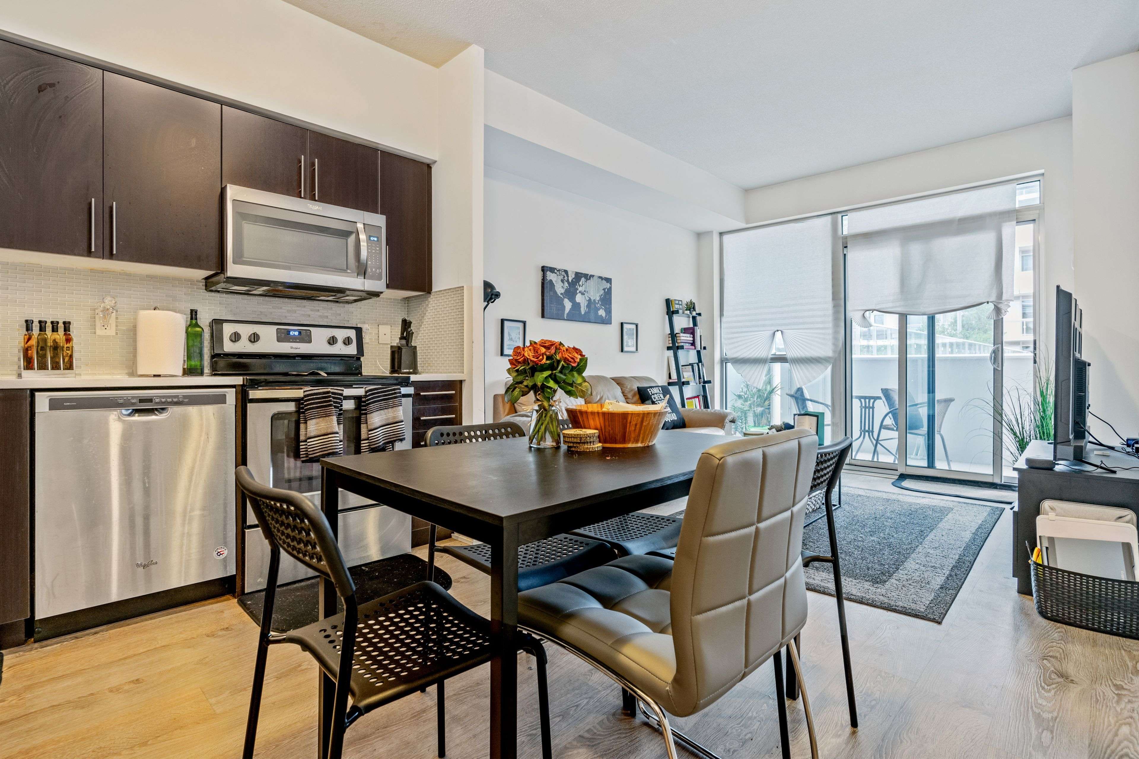 Oakville, ON L6K 0H9,55 Speers RD #612