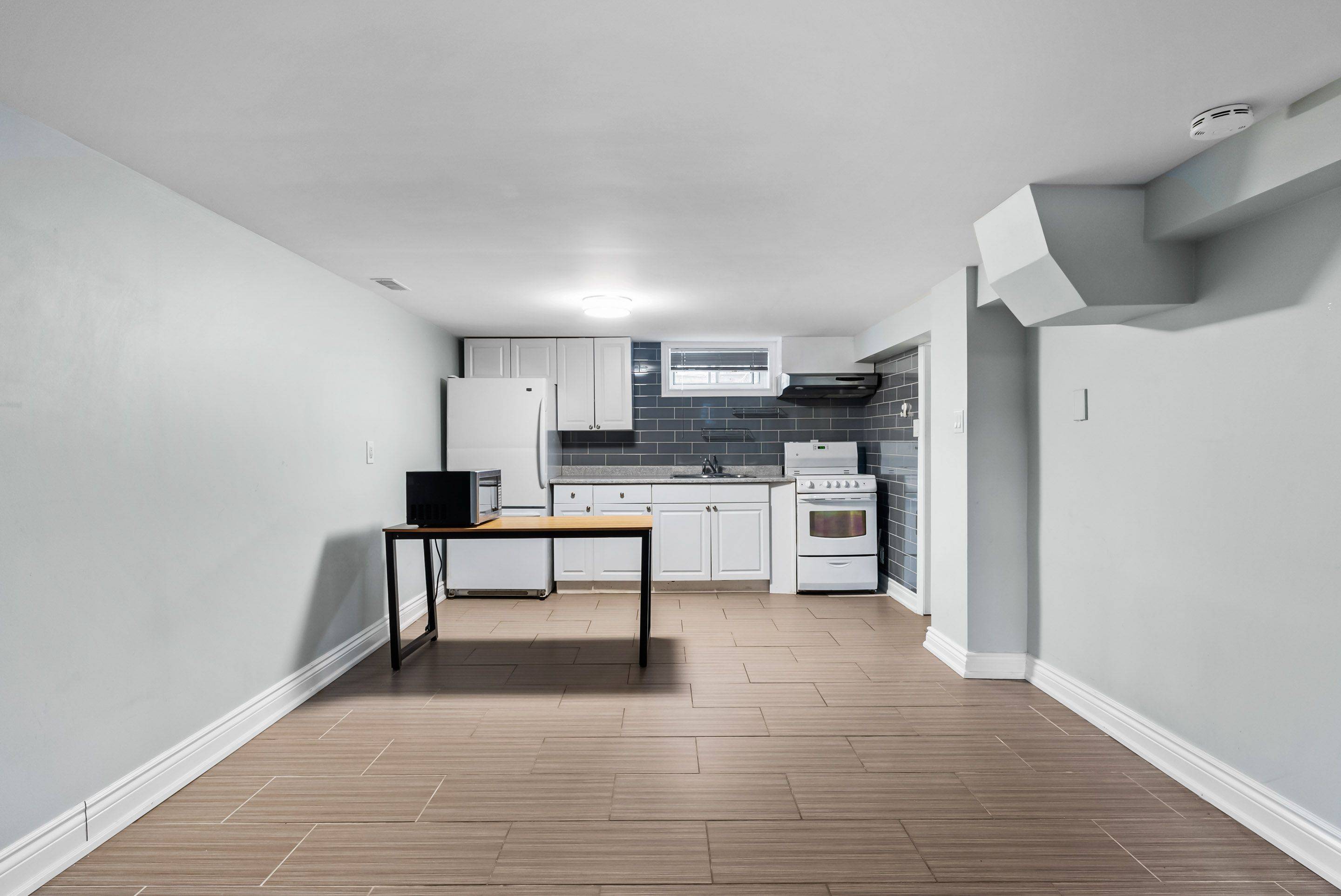 Toronto W06, ON M8W 3Y1,112 Foch AVE #Lower