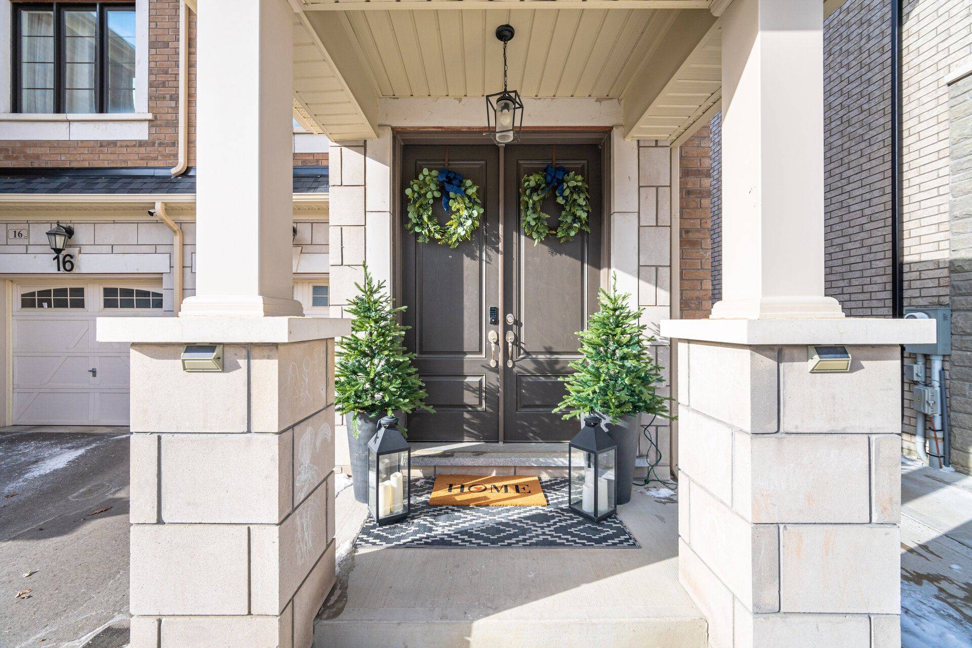 18 Angelfish RD, Brampton, ON L7A 5C5