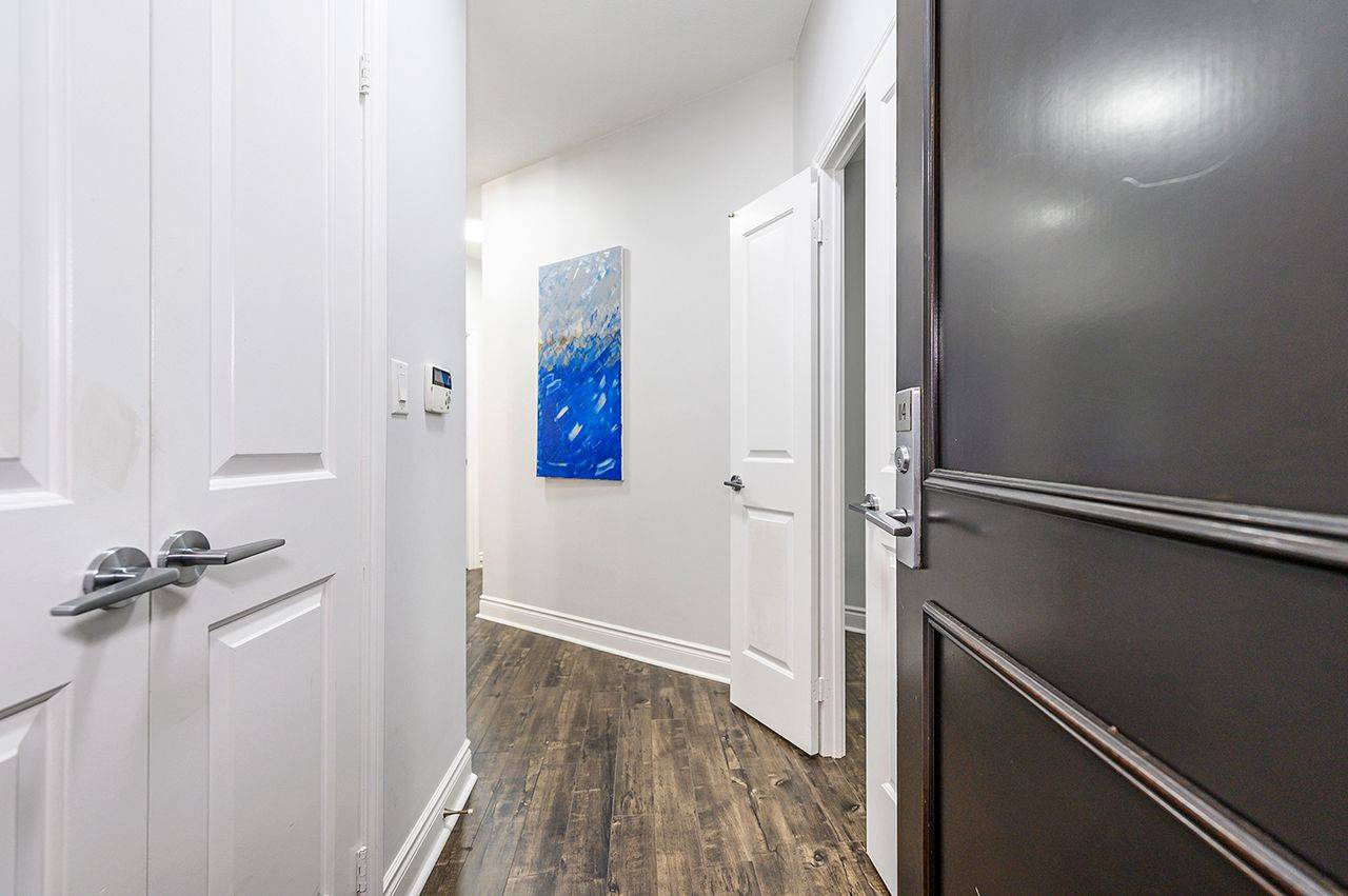 Toronto W08, ON M8X 3A3,25 Earlington AVE #114