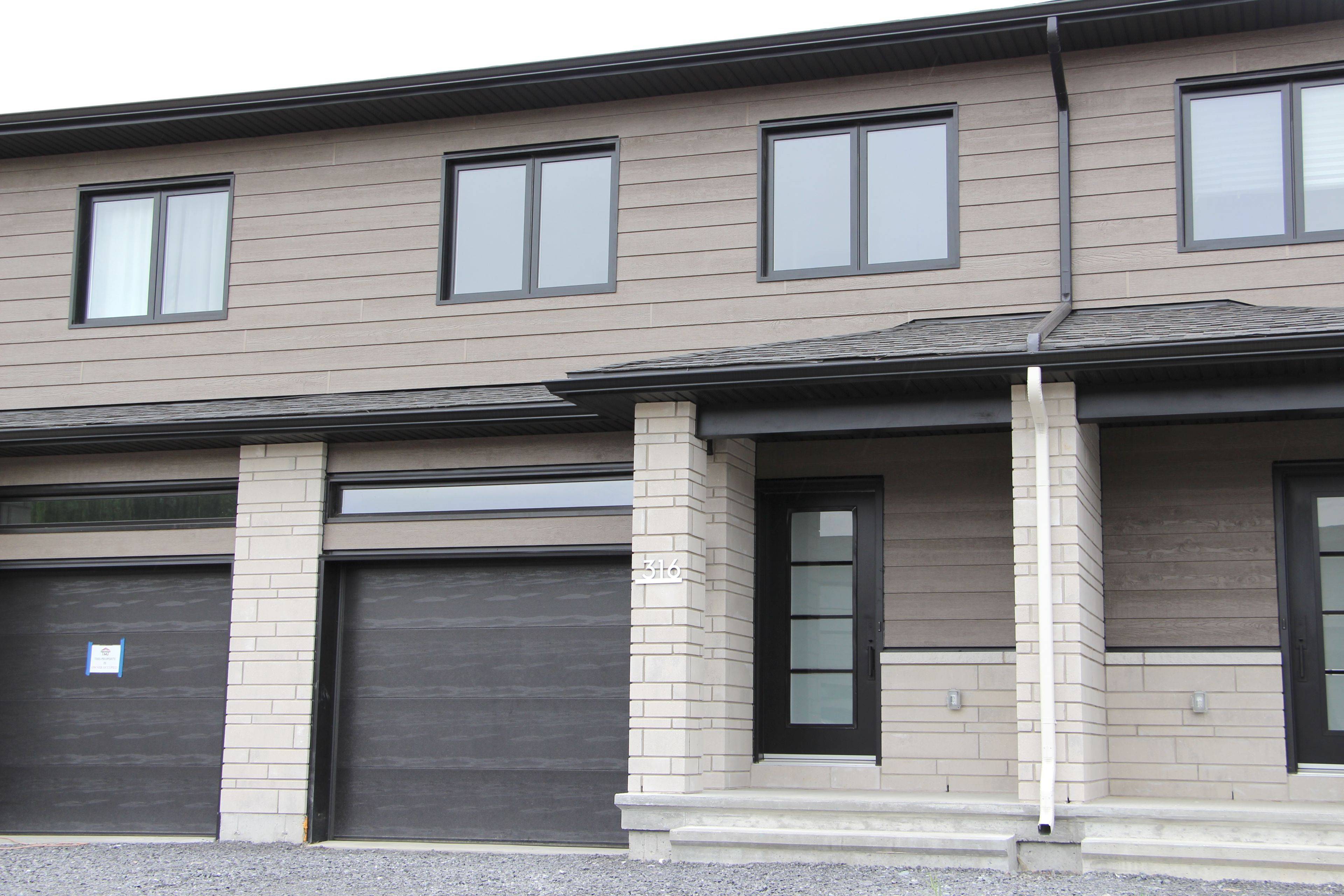 316 HAZEL CRES, The Nation, ON K0A 2M0