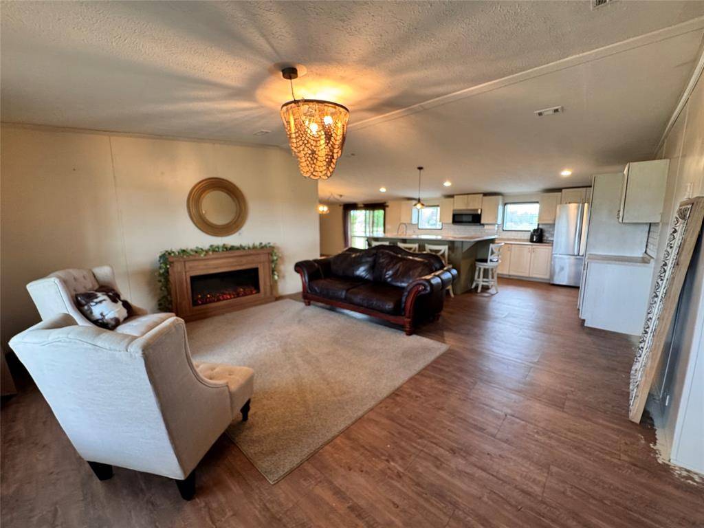 Whitney, TX 76692,415 Lake Whitney Drive