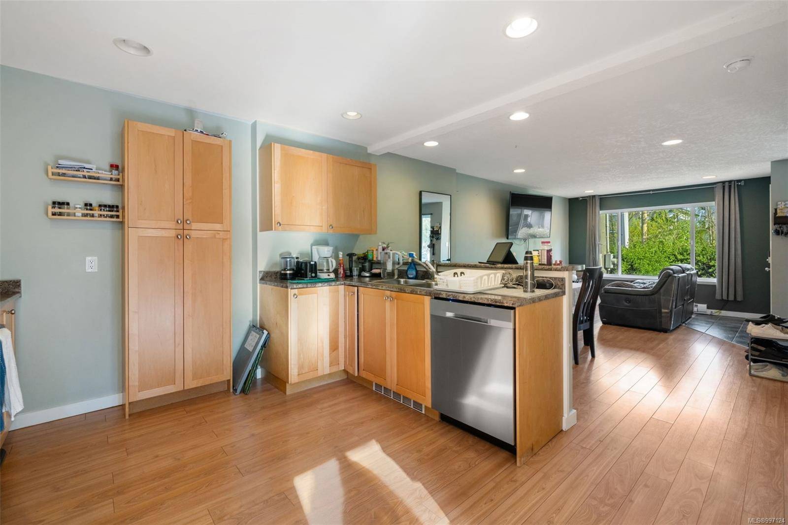 Sooke, BC V9Z 0M5,6896 Beaton Rd