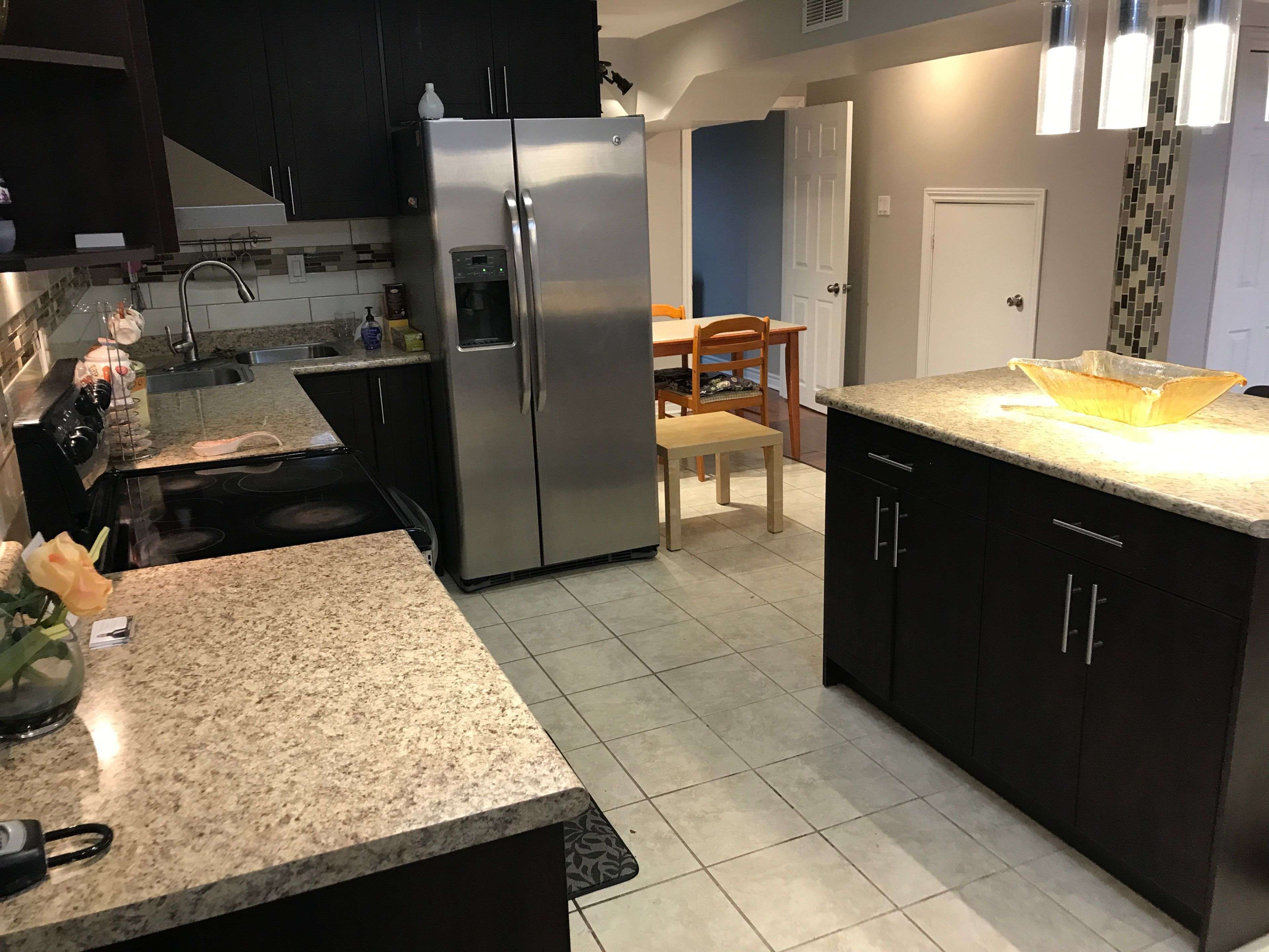 Pickering, ON L1X 1X4,1604 Rayleen CRES