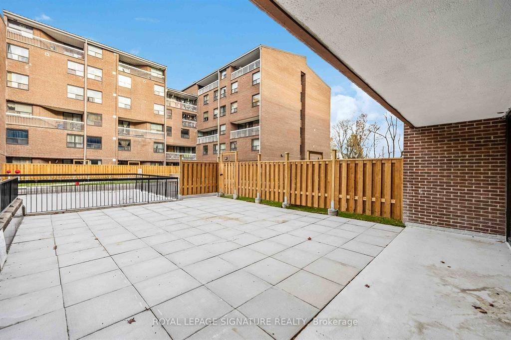 Toronto E10, ON M1E 2R2,4064 Lawrence AVE E #604