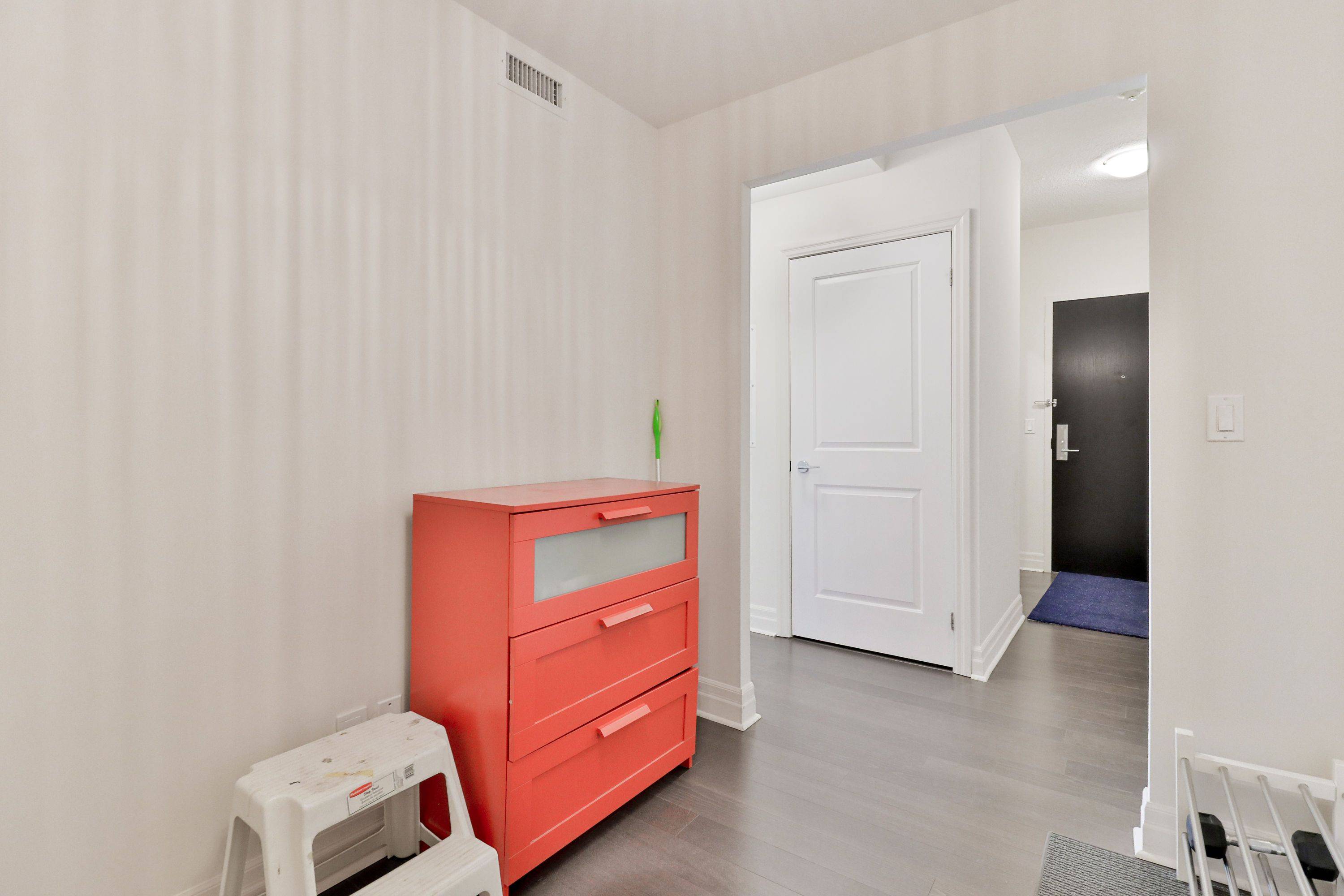 Markham, ON L6G 0E3,8110 Birchmount RD #916