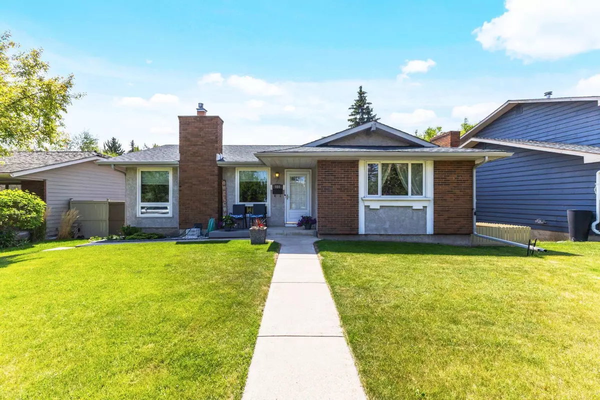 Calgary, AB T2J3V4,959 Parkwood WAY SE