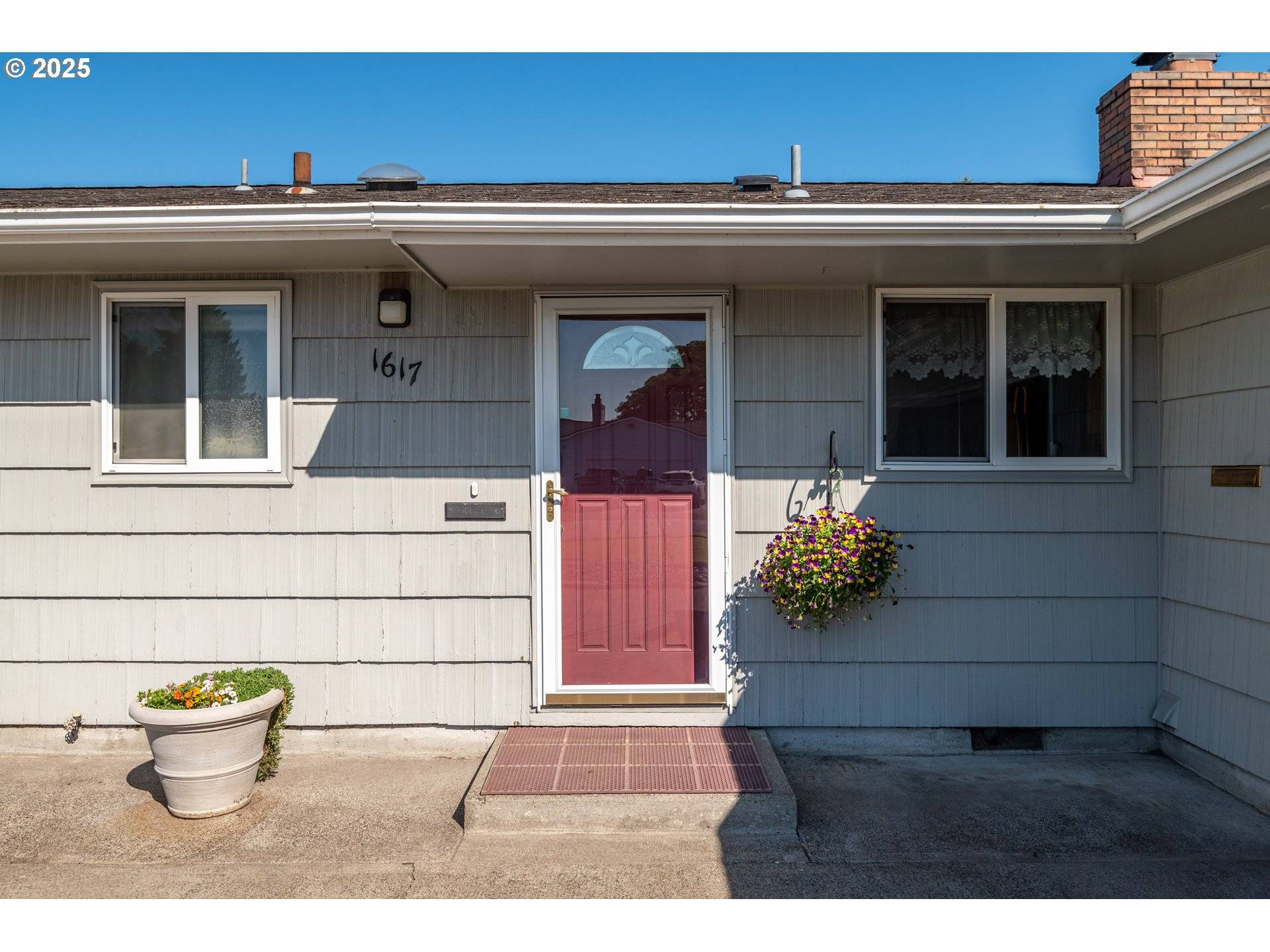Longview, WA 98632,1617 SUSAN AVE