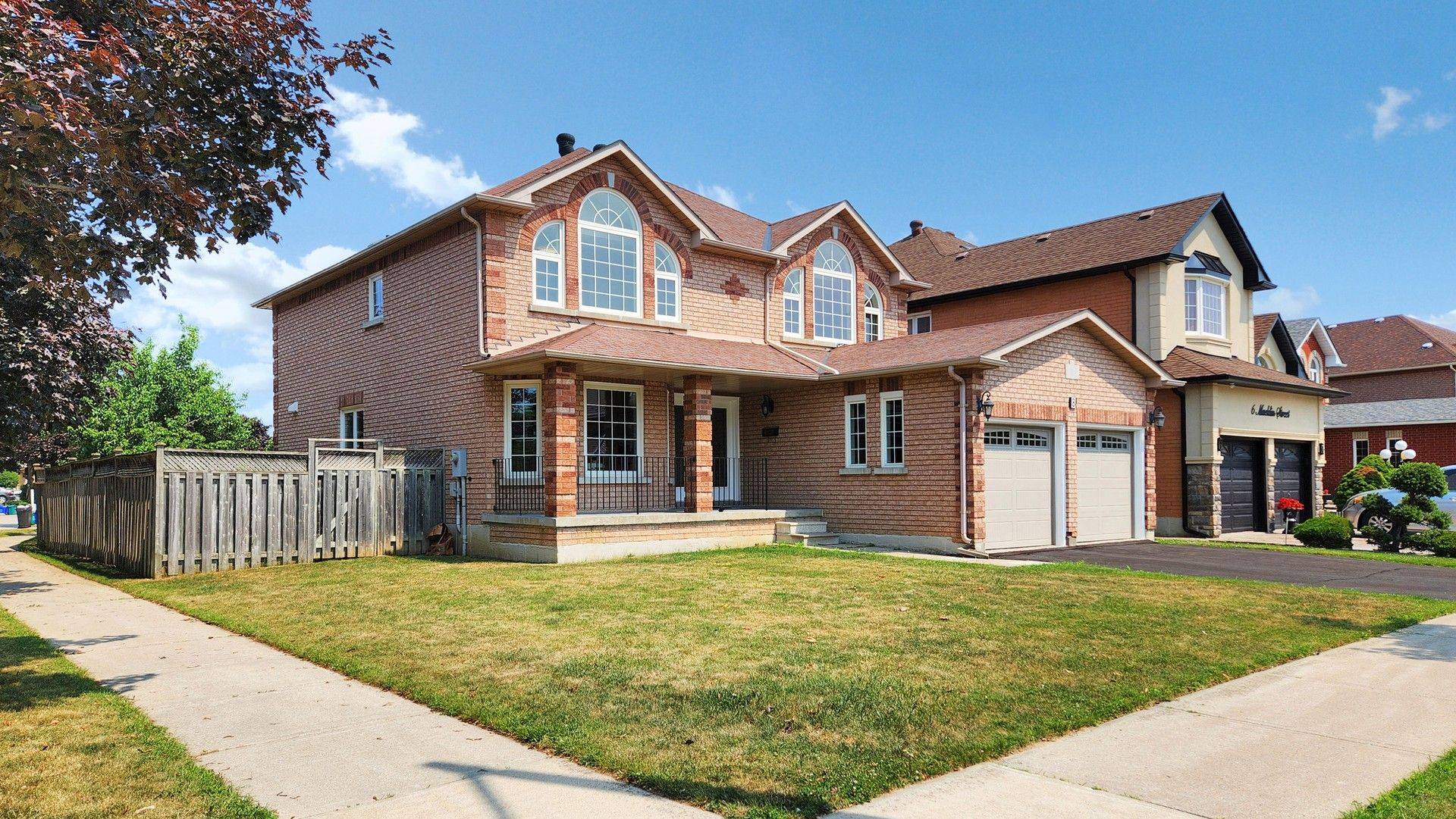 Markham, ON L3S 3Z4,8 Macklin ST