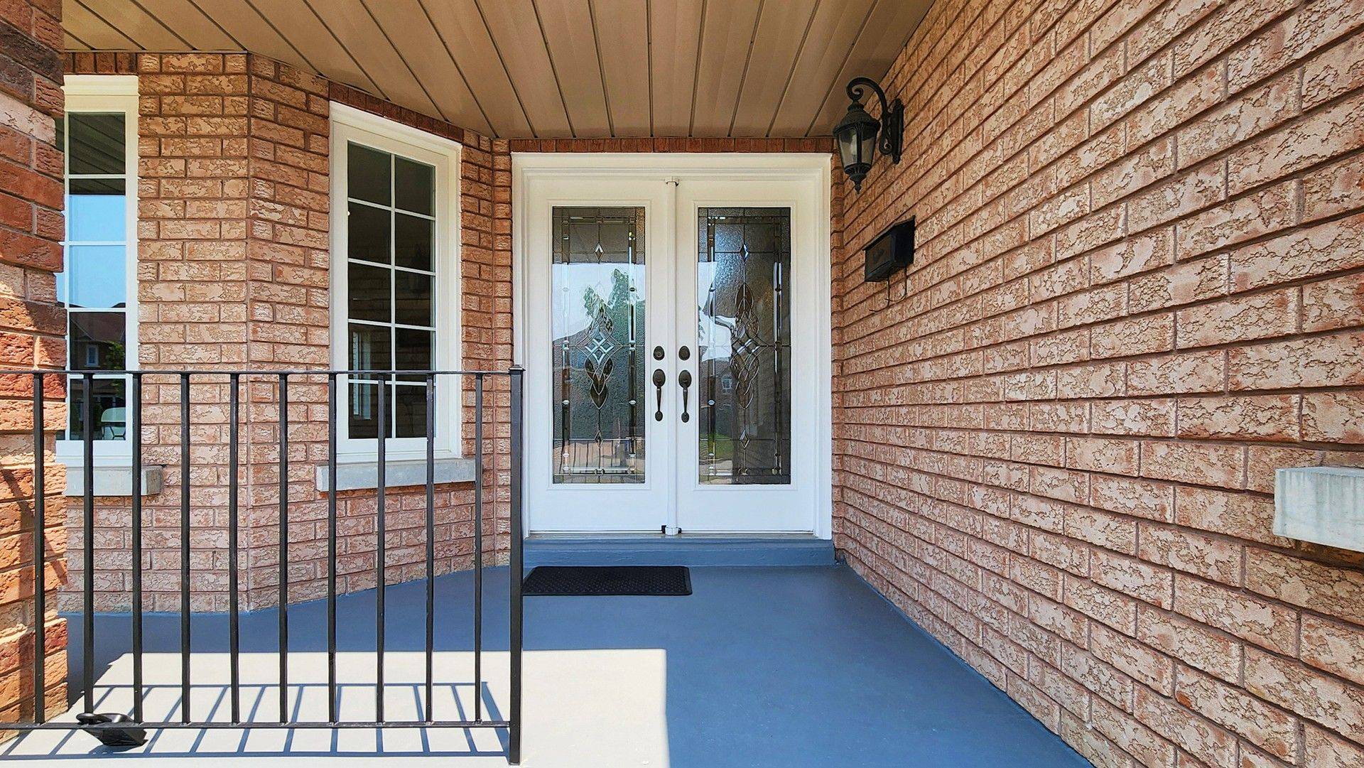 Markham, ON L3S 3Z4,8 Macklin ST