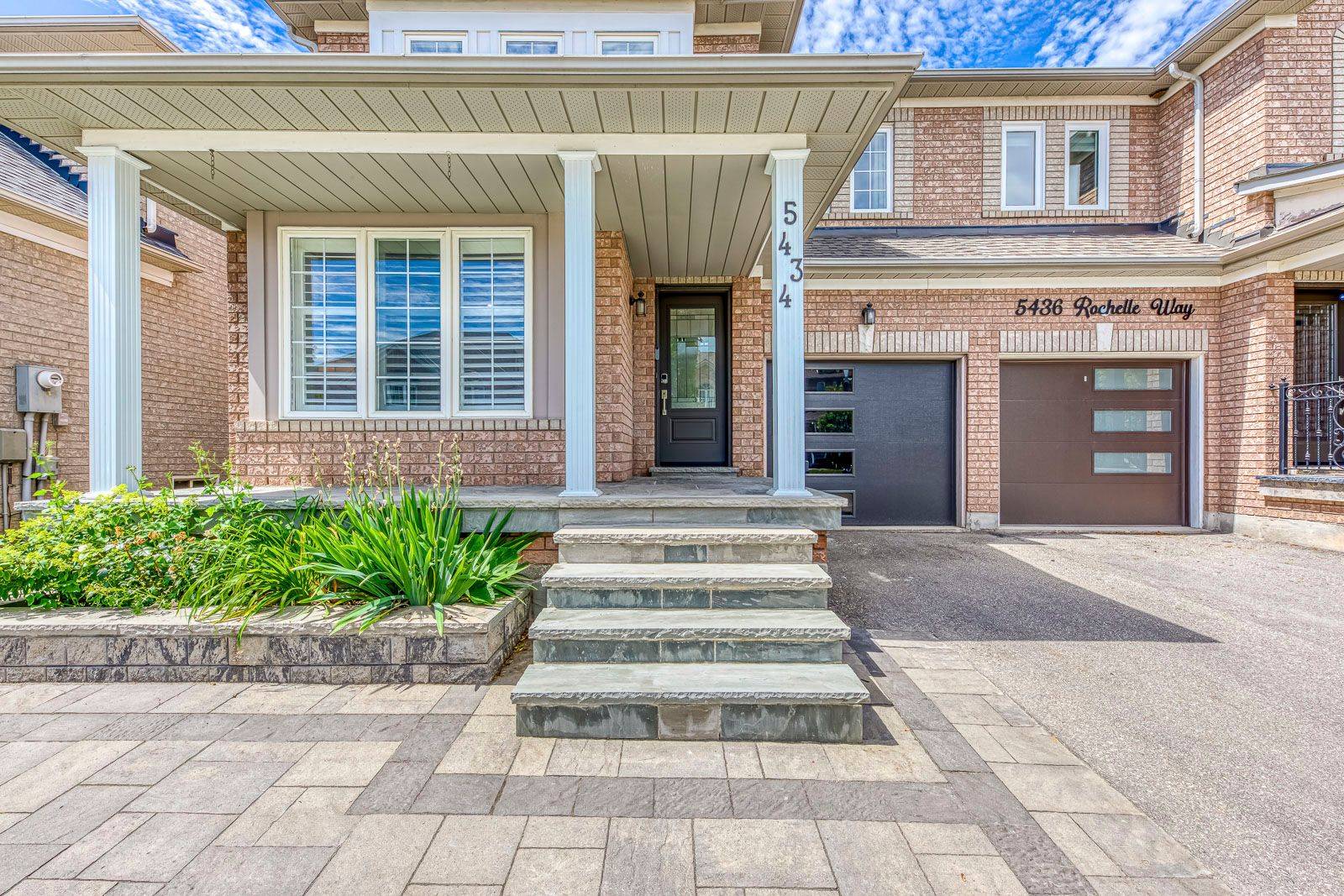 Mississauga, ON L5M 6N4,5434 Rochelle Way N/A