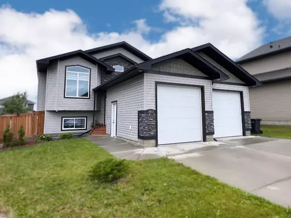 10438 152A AVE, Rural Grande Prairie No. 1 County Of, AB T8X 0M8