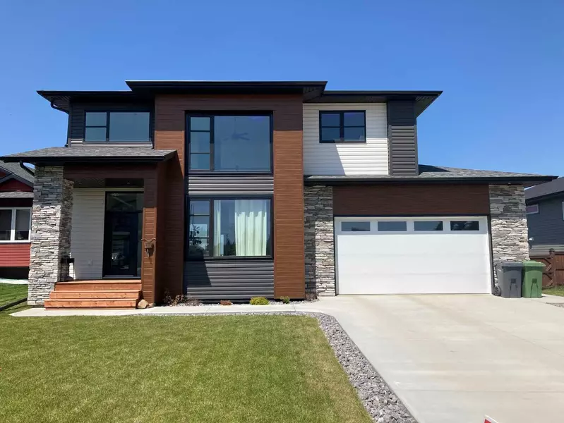 4918 58 AVE, Rimbey, AB T0C 2J0