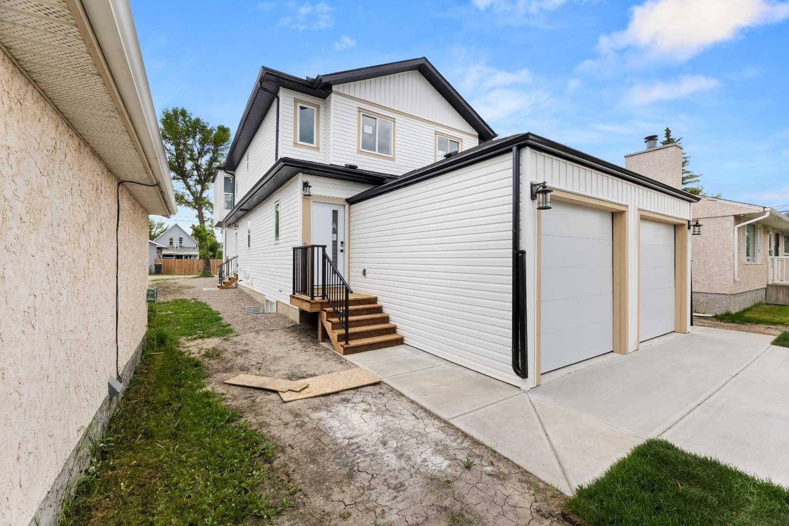 Olds, AB T4H1E1,4829 48 ST