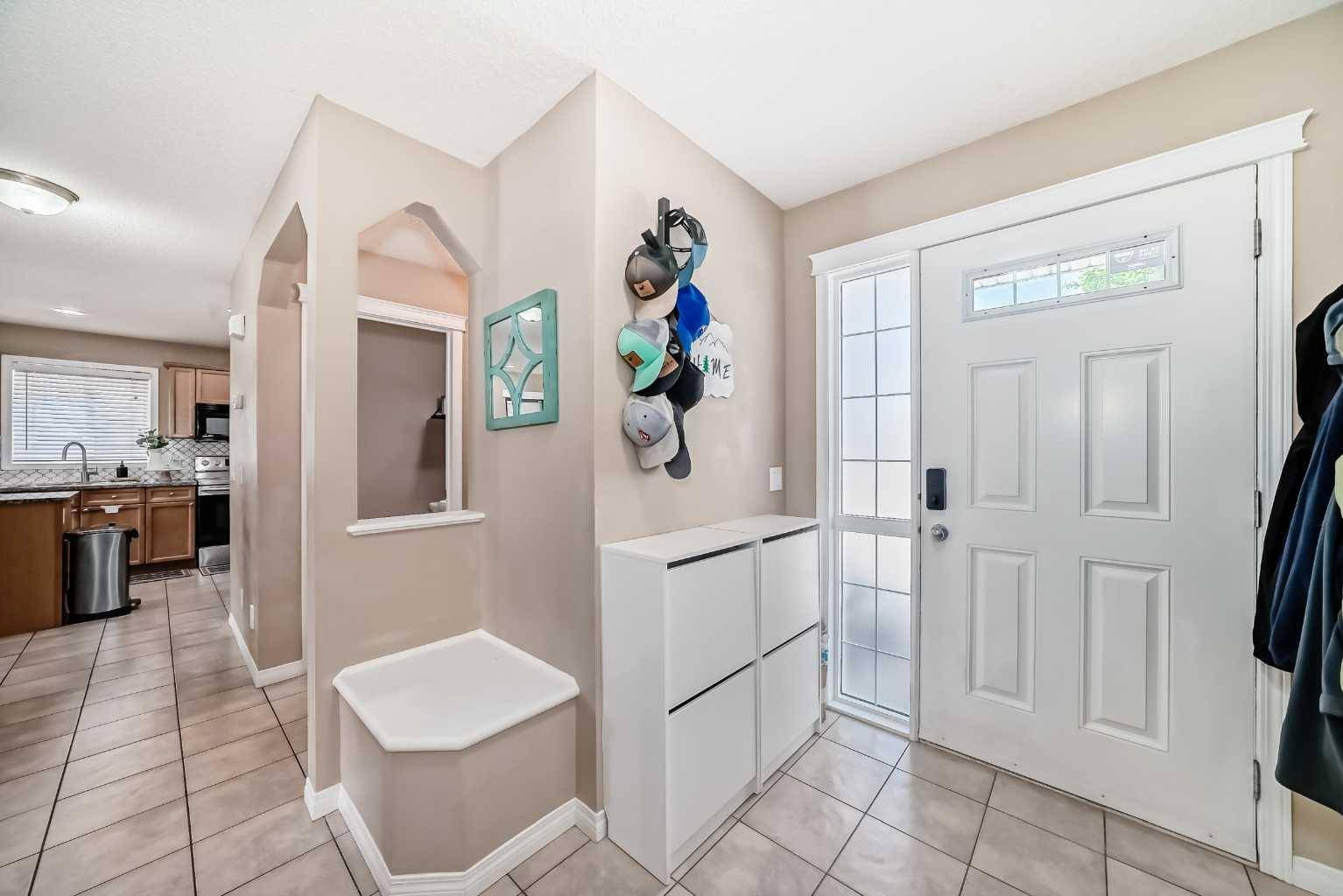 Airdrie, AB T4B 3M5,423 Morningside WAY SW