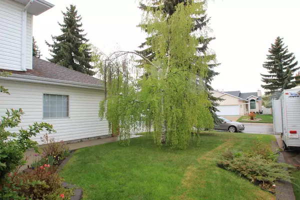 Red Deer, AB T4R 2N4,184 Allan ST