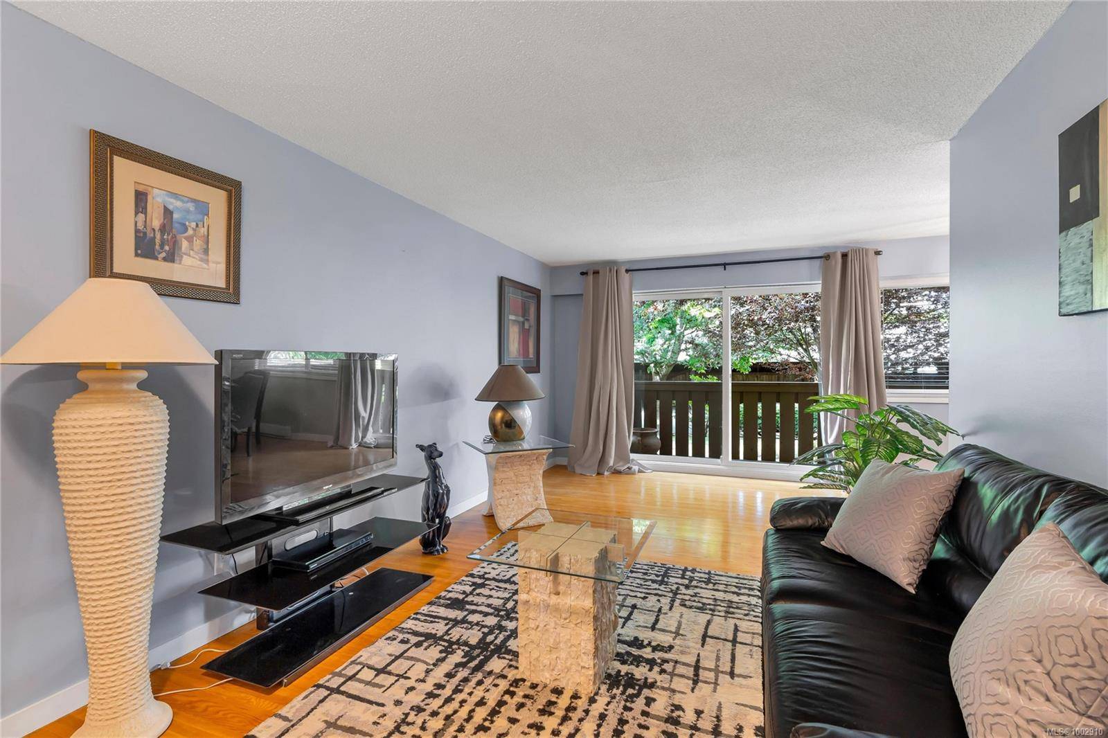 Duncan, BC V9L 3L3,241 McKinstry Rd #103