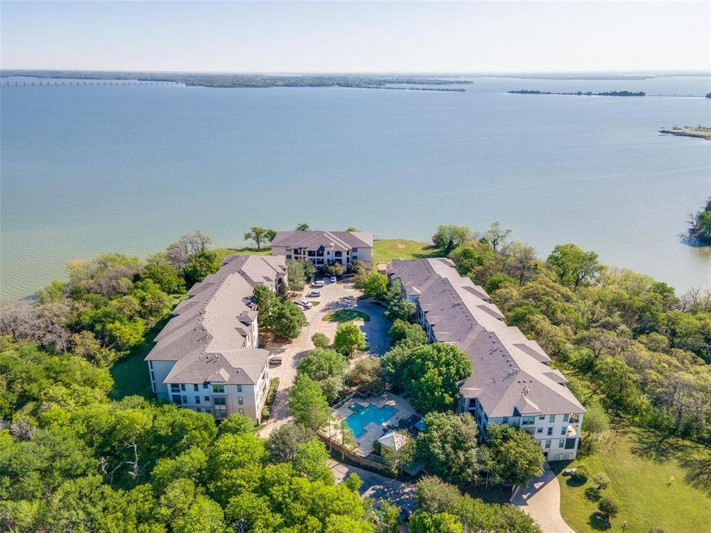 500 Waters Edge Drive #227, Lake Dallas, TX 75065