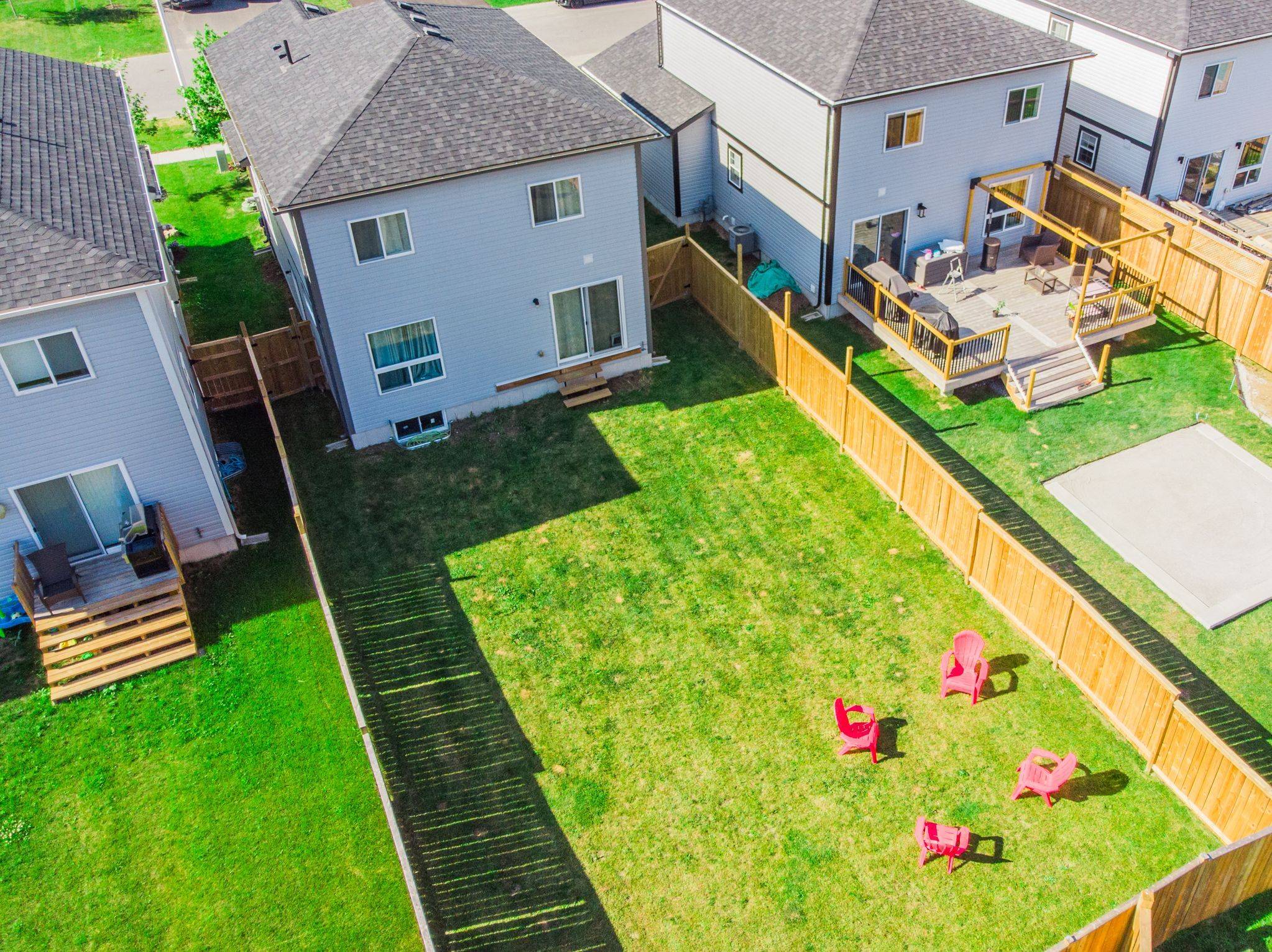 Gravenhurst, ON P1P 0B4,220 Wild Rose DR