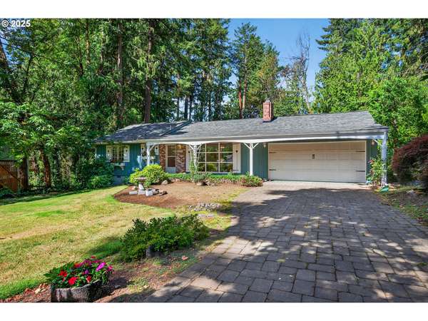 4945 SW 38TH PL, Portland, OR 97221