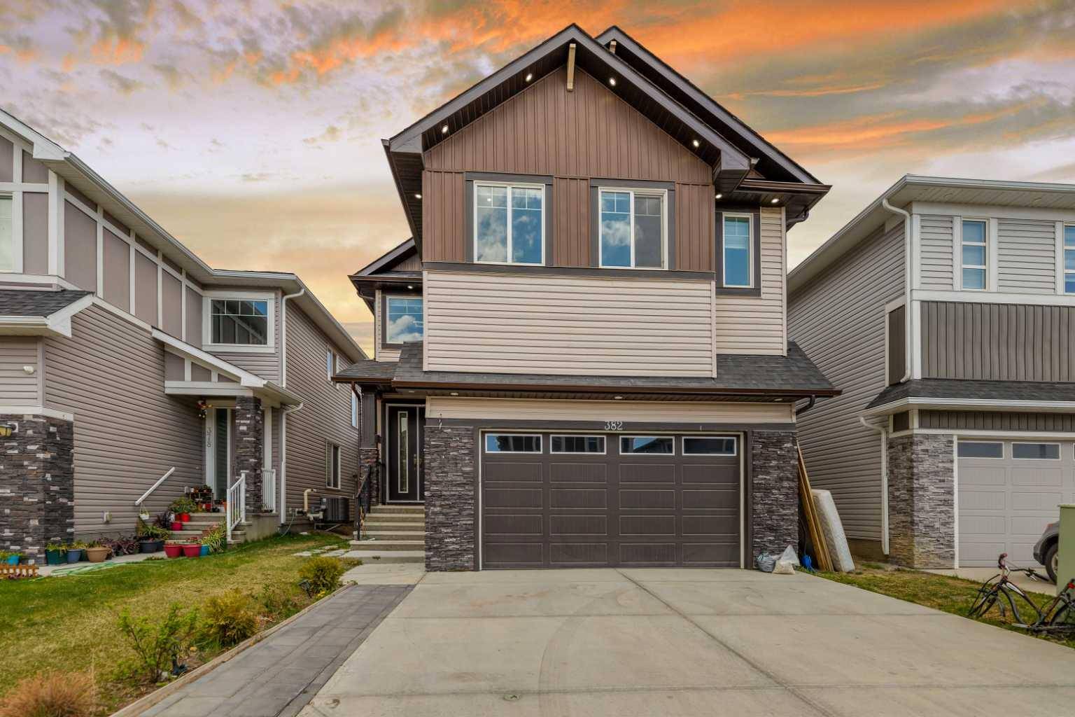 382 Saddlecrest CIR Northeast, Calgary, AB T3J 0Z2