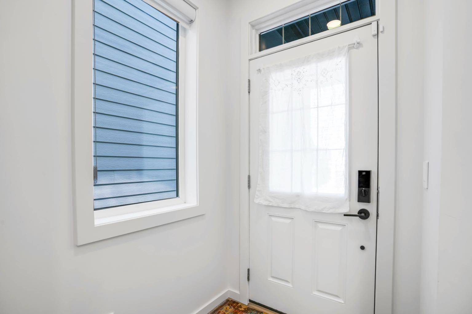 Calgary, AB T3L 0K2,54 Royston TER NW