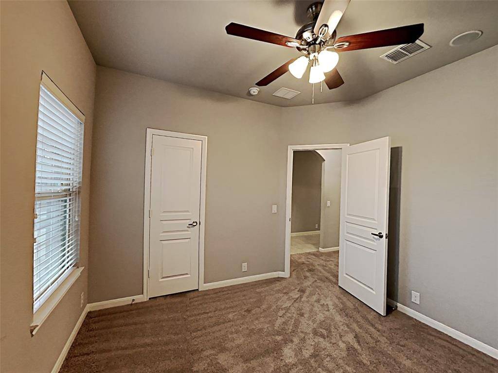 Fort Worth, TX 76036,12005 Rustling Oaks Drive