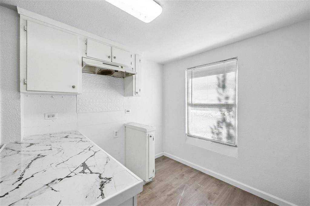 Denison, TX 75021,120 E Monterey Street #116