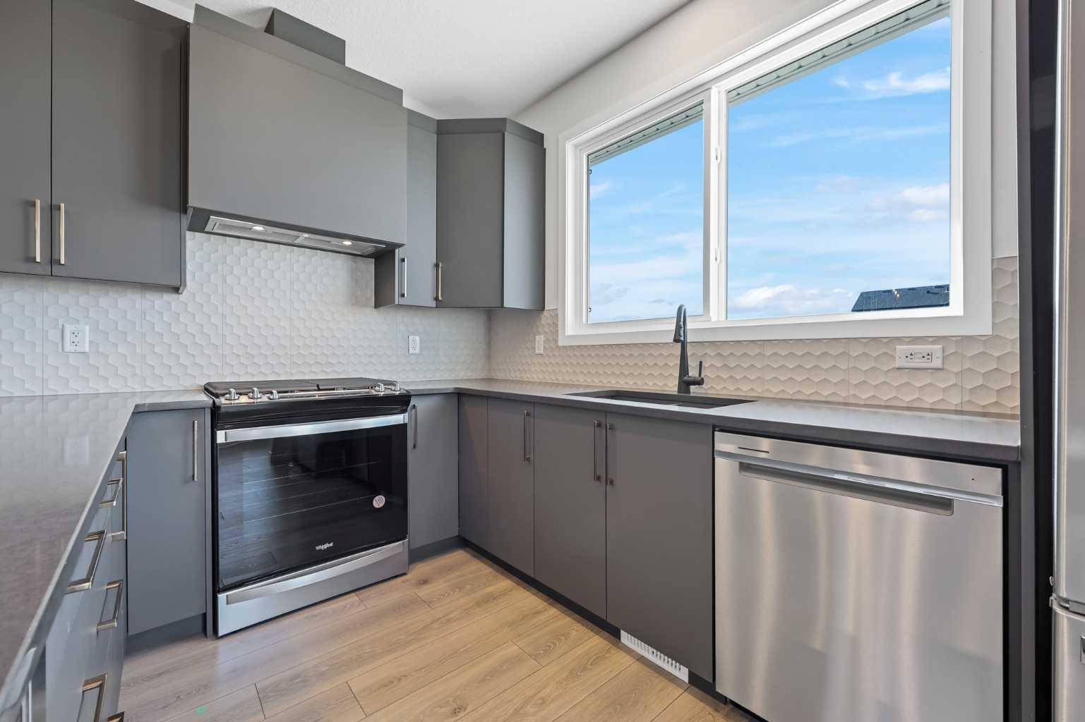Calgary, AB T3P 2B6,329 Ambleton DR NW