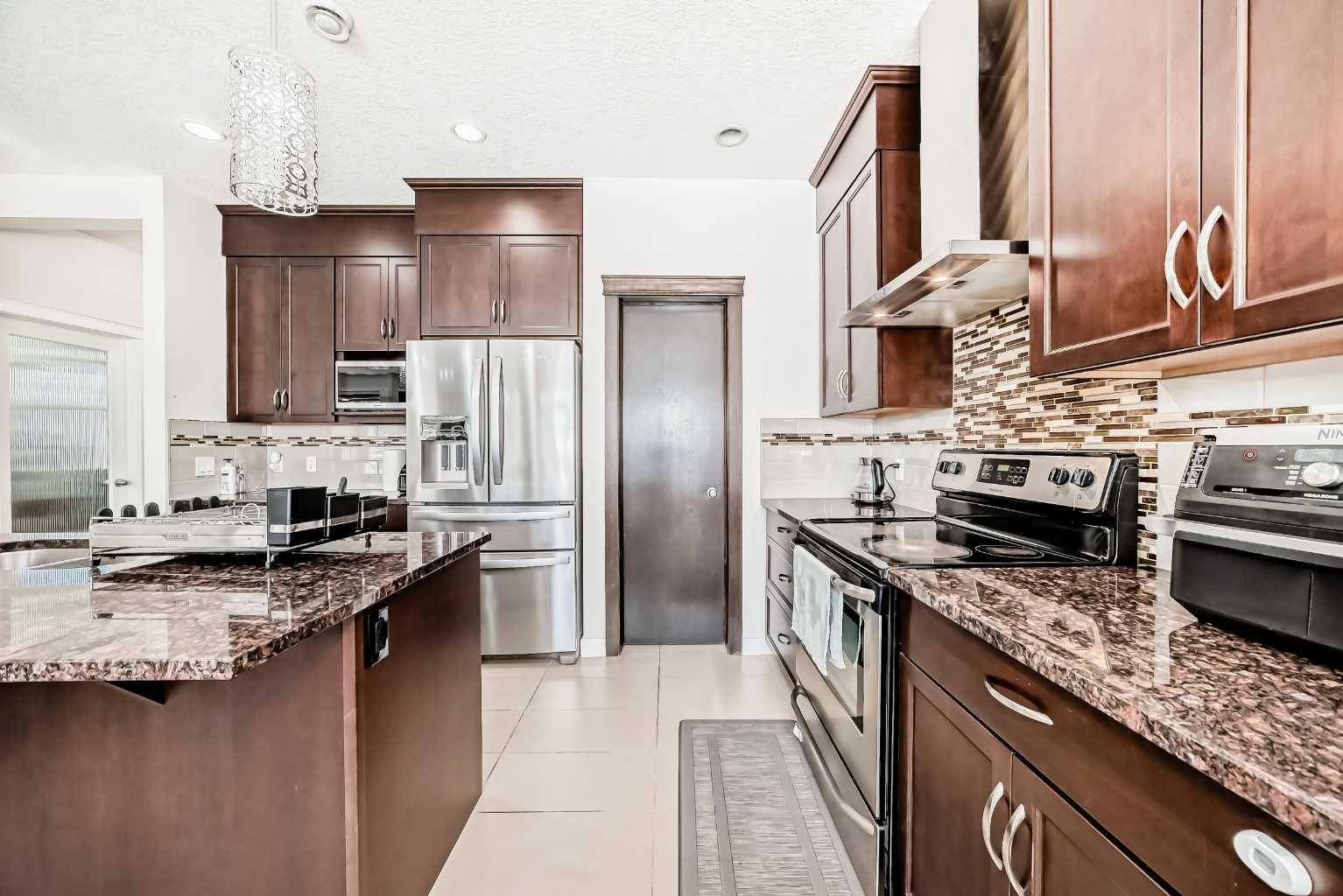 Calgary, AB T3M 1P4,224 Auburn Glen DR SE