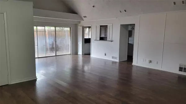 Dallas, TX 75229,3615 Hopetown Road