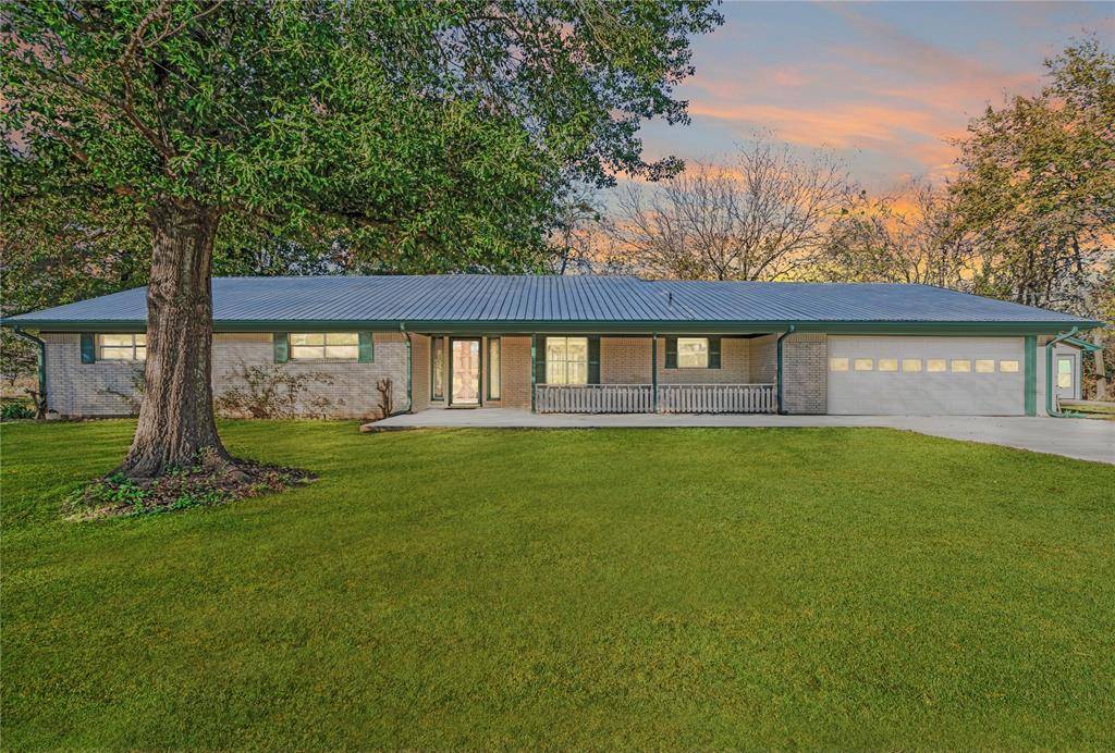 143 County Road 34665, Sumner, TX 75486