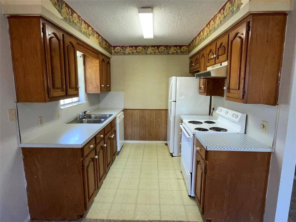 Sherman, TX 75090,802 N Crockett Street #F