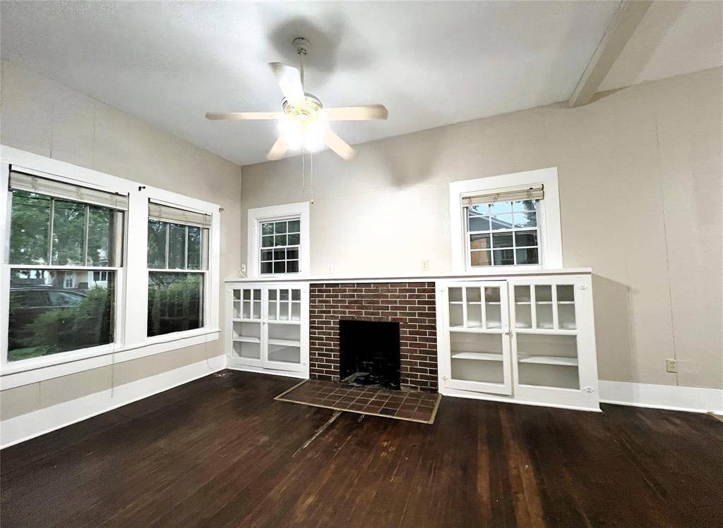 Denton, TX 76201,113 Bernard Street #A