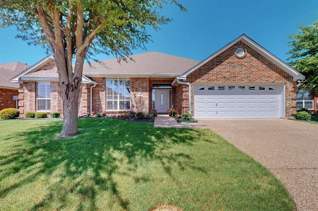 1115 Cresthaven Drive #13, Cedar Hill, TX 75104