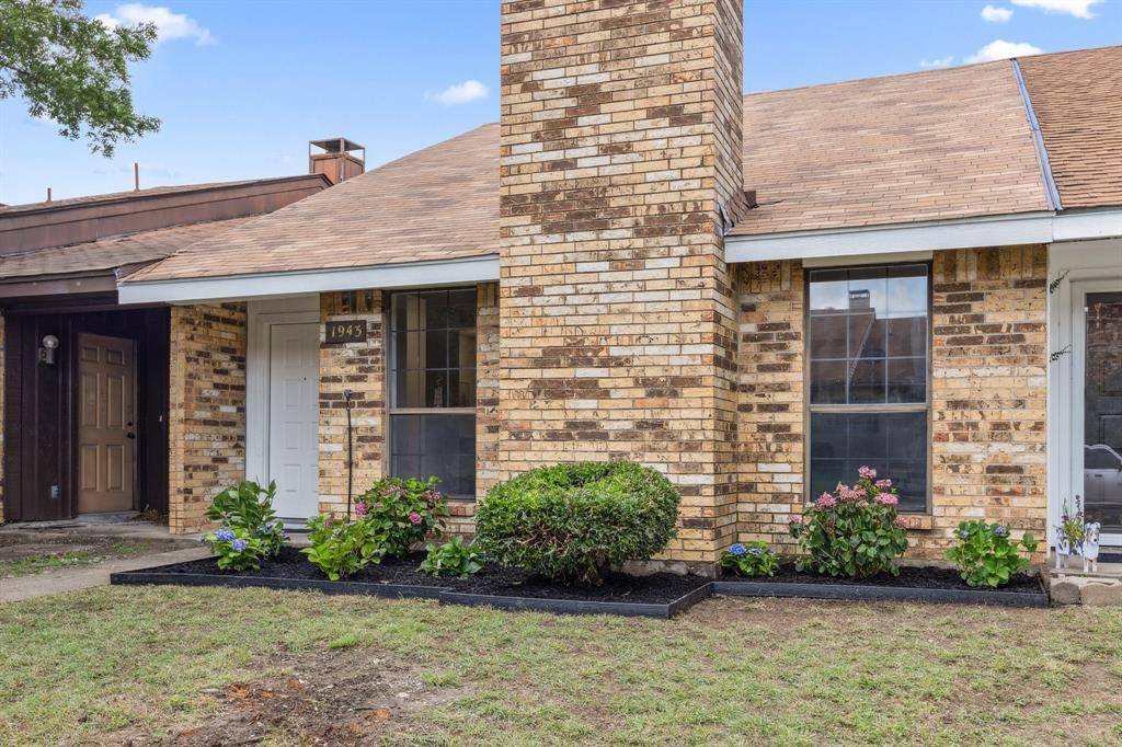 Dallas, TX 75228,1943 Abshire Lane